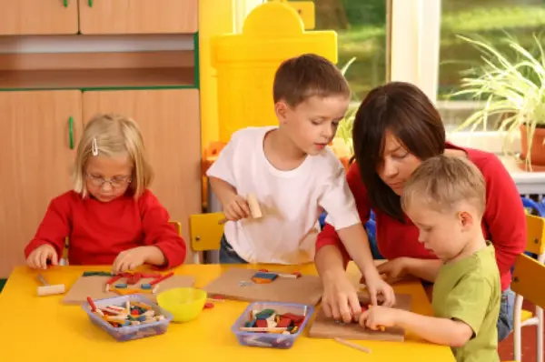 Acte necesare pentru inscrierea copilului la cresa sau gradinita