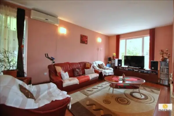 De vanzare casa mare cu 4 camere - 170 mp - in zona Tivoli