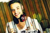Party cu DJ Mark Anthony