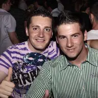 Party in Club Art 700 06 08 2009