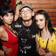Party in Club Art 700 17 09 2009