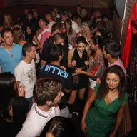 Party in Club Art 700 24 09 2009