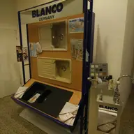 Expomob Komandor la Iulius Mall