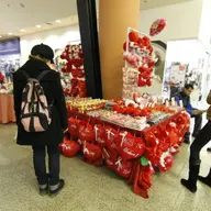 Targ Best Valentine s Day la Iulius Mall 2011