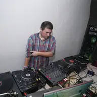 Emalkay, Dr Dan, Bread and Butter si Tudor la Setup