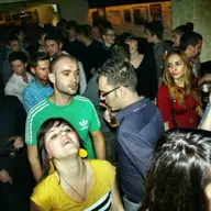 Concert Phaser, Muneer si Anastasia la Scotish Pub