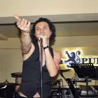 Concert Publika in Scotish Pub