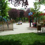 Loc de joaca - Parcul Sudului