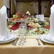 Meniul zilei la Restaurant Check Inn pentru 25-29 iunie 2012