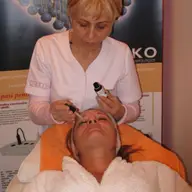 Tratament pentru acnee Tarda by Salon Dermocenter