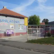 Spalatoria auto Poli