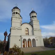 Biserica „Adormirea Maicii Domnului“ - Calea Aradului