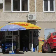 Minimarket - Strada Labirint