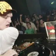 Turntable Juice Dancing Fingers, High Kulture, Nazo