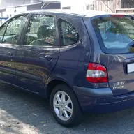 Dezmembrez Renault Megane Scenic