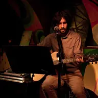 Open Mic - Invitat George Melencu