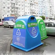 Campania “Logic, Eco-logic” continua: In Timisoara au fost amplaste clopote albastre pentru reciclarea hartiei