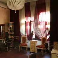 Salon Delia Urdes