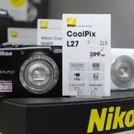 Oferta la camere foto compacte Nikon