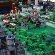 Universul caramizilor Lego