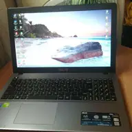 Vand laptop asus x550L prcesor i7