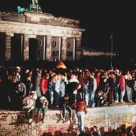 25 de ani de la caderea Zidului Berlinului – Proiectii de filme
