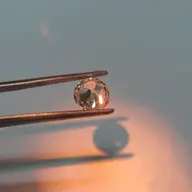 Romania, taramul diamantelor de slaba calitate si sintetice