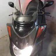 Yamaha Majesty