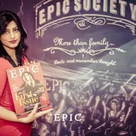 Rochie din leduri, tatuaje si cele mai frumoase timisorence, la Saturday Society