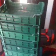 Vand 8 lazi transport marfa plastic Plastor verde