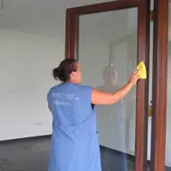 Angajam femei pentru curatenie la firme