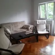 Vand apartament 3 camere, decomandat etaj 1 in zona Mircea cel Batran