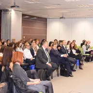 Signal Connect Timisoara: Cum ajuta social media in recrutarea candidatilor online