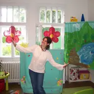 Martisoare si primavara si mama si veselie si joaca