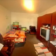 De vanzare apartament 3 camere, decomandat - zona Mircea cel Batran