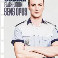 „Flash-uri din sens opus”, volumul de debut al lui Marian Godina