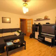 Apartament cu 3 camere de vanzare in zona Aradului