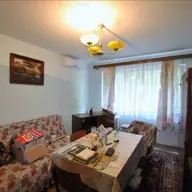 De vanzare apartament cu 3 camere