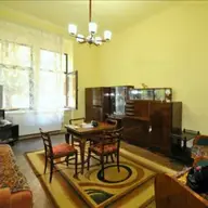 De vanzare apartament cu 4 camere in zona Medicina - Baile Neptun