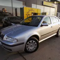 Skoda Octavia 1.6 i 102 CP