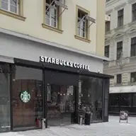 Starbucks - Piata Victoriei