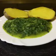 Mancare de urzici si spanac