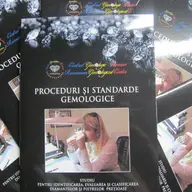 Proceduri și standarde gemologice