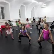 Dublu eveniment la Scoala de Arte Timisoara