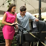 Sfaturi utile pentru viitoarele mamici. Cum alegi caruciorul perfect pentru cel mic?