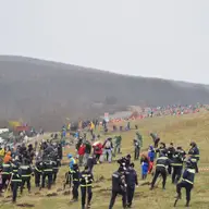 S-au plantat fapte bune pe dealul de la Cralovăț