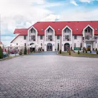 Frontier Hotel, un loc super interesant la granița dintre Est și Vest