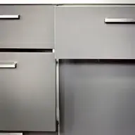 Manere si butoni mobila