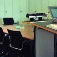 Priza Bachmann Desk
