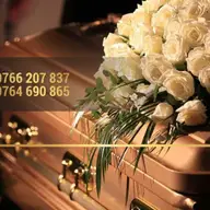 Viitorul serviciilor funerare: eco-inmormantari si acuamare